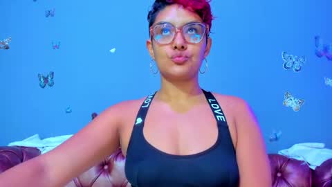 kaira_mosse_ online show from June 17, 11:56 am