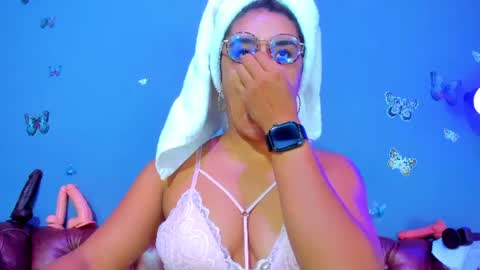 Snapshot of kaira_mosse_ chatting on June 28, 11:38 am kaira_mosse_ online show from June 28, 11:38 am