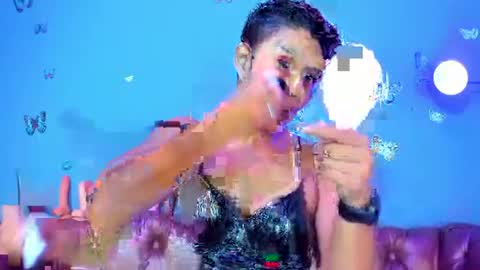 Snapshot of kaira_mosse_ chatting on July 7, 11:47 am kaira_mosse_ online show from July 7, 11:47 am