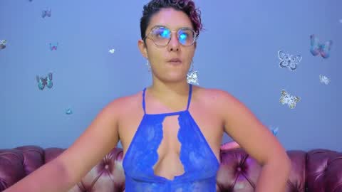 Snapshot of kaira_mosse_ chatting on July 16, 11:38 am kaira_mosse_ online show from July 16, 11:38 am