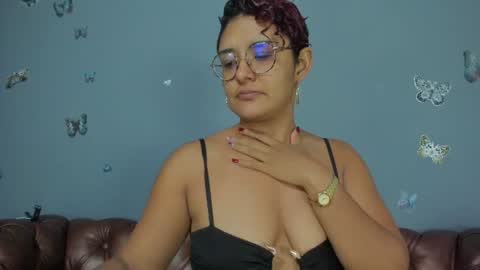 Snapshot of kaira_mosse_ chatting on July 22, 11:35 am kaira_mosse_ online show from July 22, 11:35 am