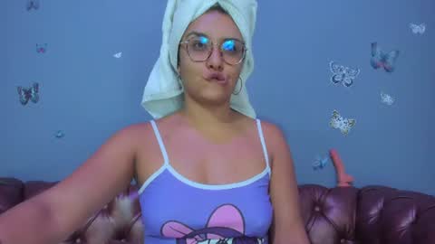 Snapshot of kaira_mosse_ chatting on July 26, 11:39 am kaira_mosse_ online show from July 26, 11:39 am