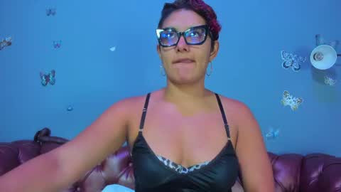 Snapshot of kaira_mosse_ chatting on August 1, 11:53 am kaira_mosse_ online show from August 1, 11:53 am
