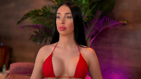 Snapshot of kairaandrews chatting on May 18, 7:20 pm Kaira online show from May 18, 7:20 pm