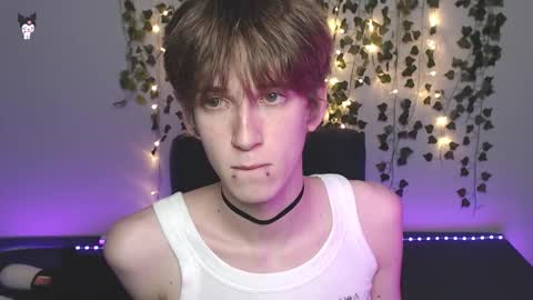 slutkai online show from November 2, 10:01 pm