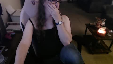 Snapshot of kait331 chatting on October 4, 1:14 am Camprincess331 online show from October 4, 1:14 am