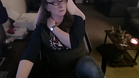 Snapshot of kait331 chatting on May 10, 1:44 am Camprincess331 online show from May 10, 1:44 am