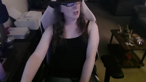Snapshot of kait331 chatting on May 28, 1:25 am Camprincess331 online show from May 28, 1:25 am