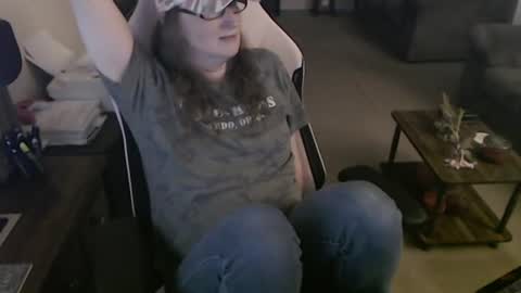 Snapshot of kait331 chatting on June 18, 1:17 am Camprincess331 online show from June 18, 1:17 am