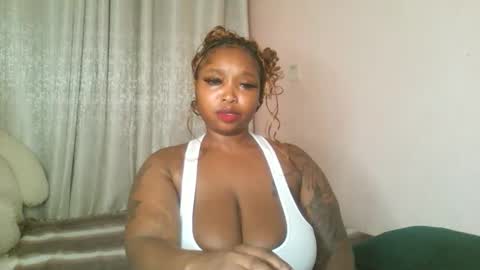 Snapshot of kakey_love chatting on May 3, 9:37 am kakey love online show from May 3, 9:37 am