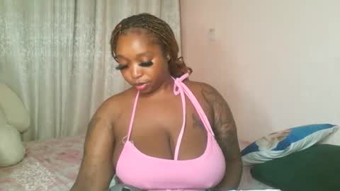 Snapshot of kakey_love chatting on May 14, 8:32 am kakey love online show from May 14, 8:32 am