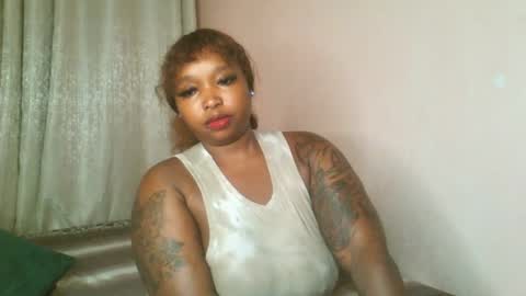 Snapshot of kakey_love chatting on June 19, 9:24 am kakey love online show from June 19, 9:24 am