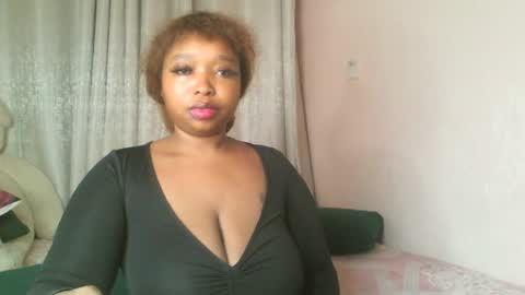 Snapshot of kakey_love chatting on July 15, 2:06 am kakey love online show from July 15, 2:06 am