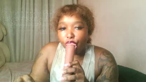 Snapshot of kakey_love chatting on July 18, 7:01 am kakey love online show from July 18, 7:01 am