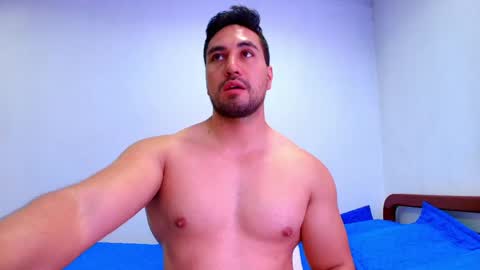 Snapshot of kal_el_8 chatting on May 16, 12:18 am Thomas online show from May 16, 12:18 am