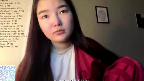 Sakura online show from April 26, 1:09 pm