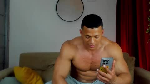 kale thomson online show from November 9, 2:21 am