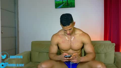 Snapshot of kale_tomson chatting on May 9, 1:00 am kale thomson online show from May 9, 1:00 am