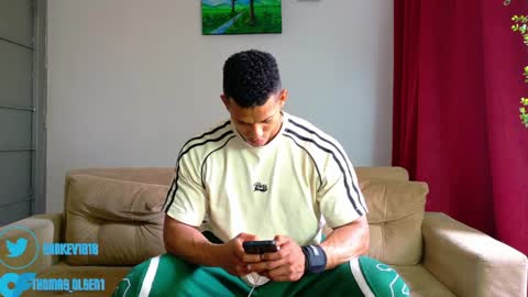 Snapshot of kale_tomson chatting on June 2, 6:43 pm kale thomson online show from June 2, 6:43 pm
