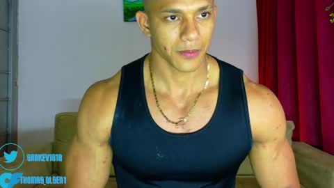 Snapshot of kale_tomson chatting on June 6, 11:20 pm kale thomson online show from June 6, 11:20 pm