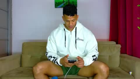 Snapshot of kale_tomson chatting on June 29, 3:46 am kale thomson online show from June 29, 3:46 am