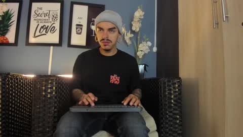 Kale online show from December 3, 10:57 am