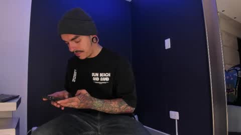 Snapshot of kaletattoos chatting on June 9, 11:11 am Kale online show from June 9, 11:11 am