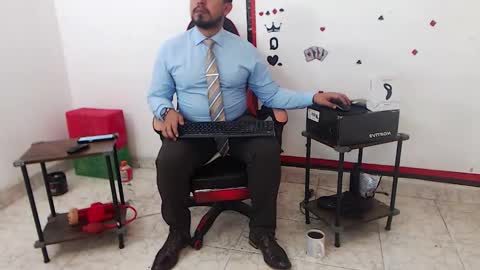 Kaleth online show from February 8, 1:09 am