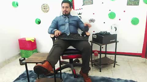 Snapshot of kalethbigdick88 chatting on June 8, 12:49 pm Kaleth online show from June 8, 12:49 pm