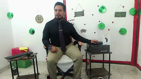 Snapshot of kalethbigdick88 chatting on June 10, 9:30 am Kaleth online show from June 10, 9:30 am