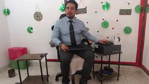 Snapshot of kalethbigdick88 chatting on July 16, 6:41 am Kaleth online show from July 16, 6:41 am