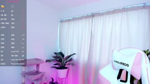 Snapshot of kali_ka chatting on February 10, 1:01 pm Kali Ka Please help me with your thumbs up its important dont forget my birthday on October 26 online show from February 10, 1:01 pm