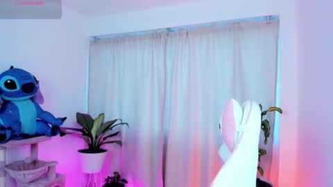 Snapshot of kali_ka chatting on February 27, 11:52 am Kali Ka Please help me with your thumbs up its important dont forget my birthday on October 26 online show from February 27, 11:52 am