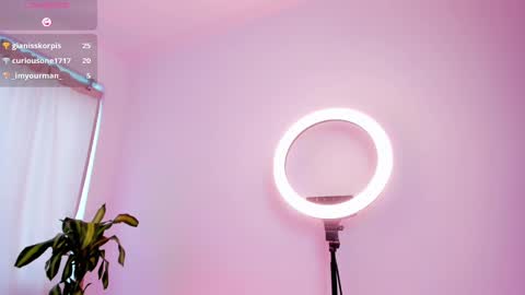 Snapshot of kali_ka chatting on March 11, 4:18 pm Kali Ka Please help me with your thumbs up its important dont forget my birthday on October 26 online show from March 11, 4:18 pm