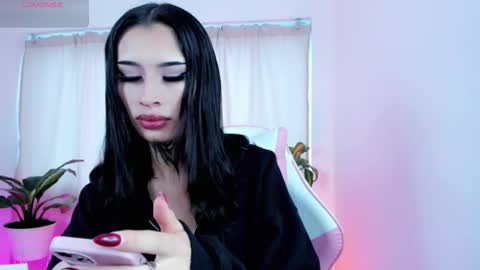 Snapshot of kali_ka chatting on March 12, 1:40 pm Kali Ka Please help me with your thumbs up its important dont forget my birthday on October 26 online show from March 12, 1:40 pm
