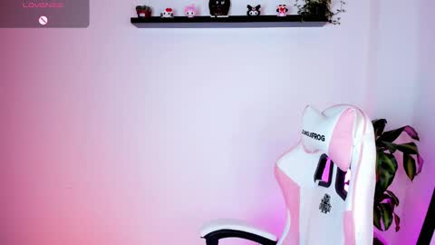 Snapshot of kali_ka chatting on September 19, 6:08 pm Kali Ka Please help me with your thumbs up its important dont forget my birthday on October 26 online show from September 19, 6:08 pm