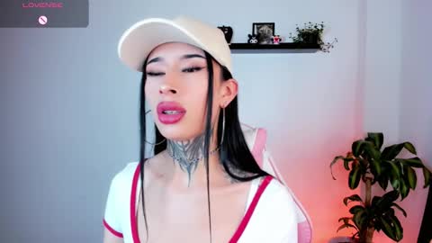 Snapshot of kali_ka chatting on October 10, 6:18 pm Kali Ka Please help me with your thumbs up its important dont forget my birthday on October 26 online show from October 10, 6:18 pm