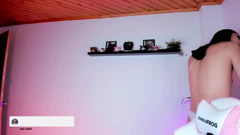 Snapshot of kali_ka chatting on October 31, 6:31 pm Kali Ka Please help me with your thumbs up its important dont forget my birthday on October 26 online show from October 31, 6:31 pm