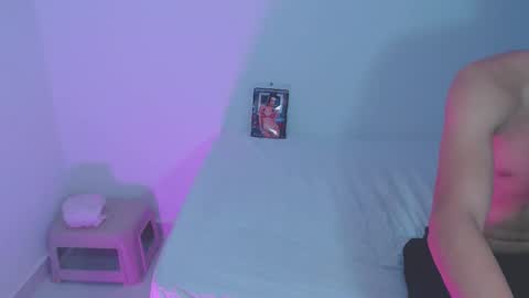 kalifah_ online show from February 18, 12:12 pm