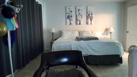 Snapshot of kaliii_jones chatting on February 5, 2:43 pm Kaliii jones online show from February 5, 2:43 pm