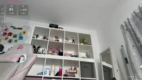 Snapshot of kalina_kittie chatting on June 8, 1:28 am Kalina Kittie online show from June 8, 1:28 am