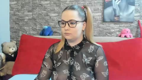 kalindahot online show from May 2, 6:02 pm