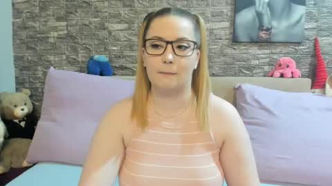 Snapshot of kalindahot chatting on June 6, 5:06 pm kalindahot online show from June 6, 5:06 pm