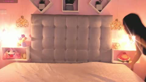 kaliykatie online show from June 16, 4:04 am