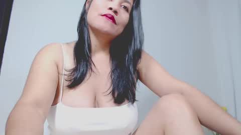 Hannah online show from January 17, 4:49 am