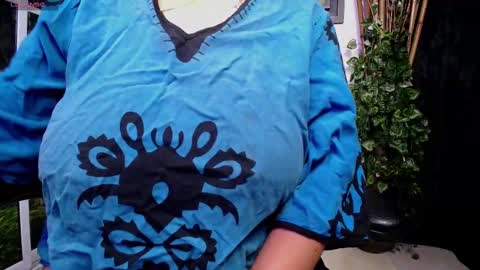 Snapshot of kalpananaisha_ chatting on November 15, 10:12 am Alisha online show from November 15, 10:12 am