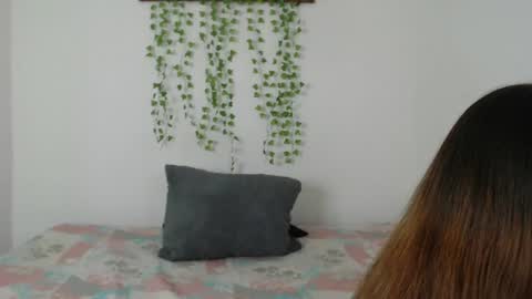 Snapshot of kamiandoscar chatting on July 15, 9:31 pm KamiYOscar online show from July 15, 9:31 pm