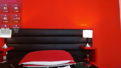 Snapshot of kamila_gh chatting on November 11, 7:58 pm Kami online show from November 11, 7:58 pm