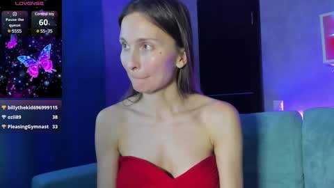 Snapshot of kamila_lee chatting on February 14, 2:33 pm Kamila GMT2 Tue 10 AM - 4 PMWed 3-9 AM Thur 3-9 AM Fri 3-9 AM Sat 10 AM - 4 PM. online show from February 14, 2:33 pm