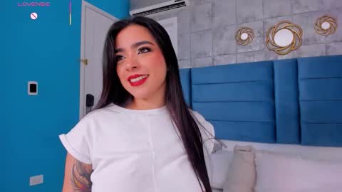 Snapshot of kamilabetancourt chatting on May 8, 4:34 pm Kamila Betancourt online show from May 8, 4:34 pm